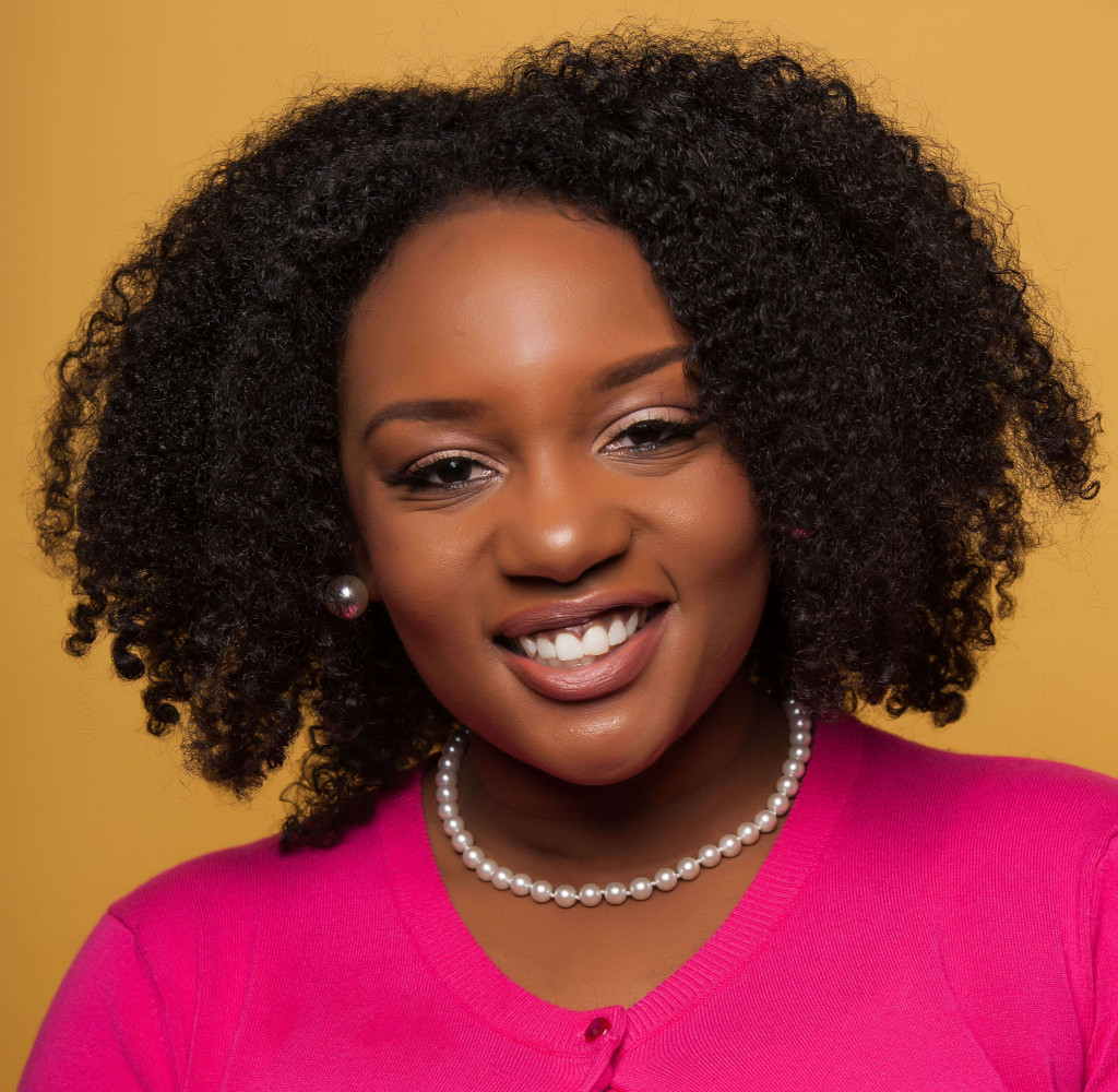 Angie jones headshot 2
