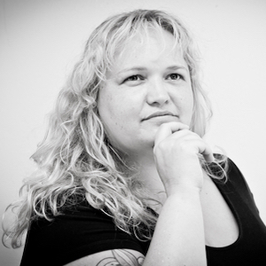 Karen Greaves